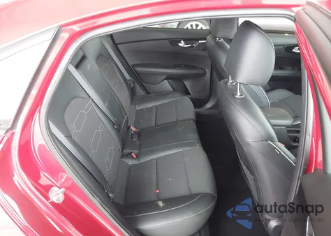 2024 Kia Forte Gt-Line z USA, uszkodzony, nr VIN 3KPF54AD2RE742313